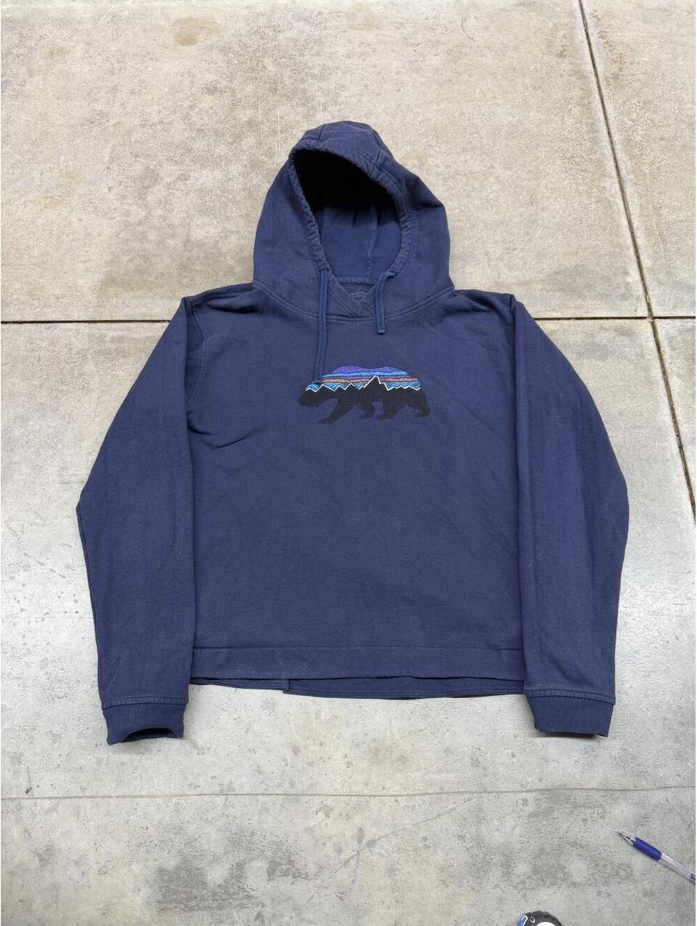 vintage patagonia bear navy heavyweight hoodie size xl